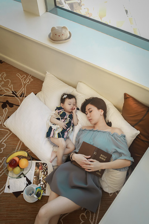 Tan chảy với bộ ảnh của mẹ 9x quot;đẹp mòn con mắtquot; và cô con gái thiên thần - 14