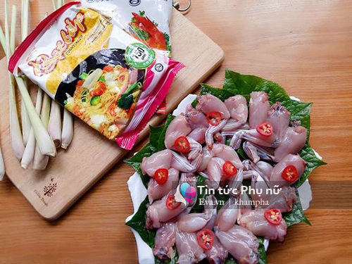 Ếch tẩm bột chiên giòn thơm ngon nóng hổi - 1