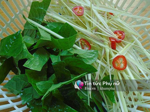 Ếch tẩm bột chiên giòn thơm ngon nóng hổi - 5