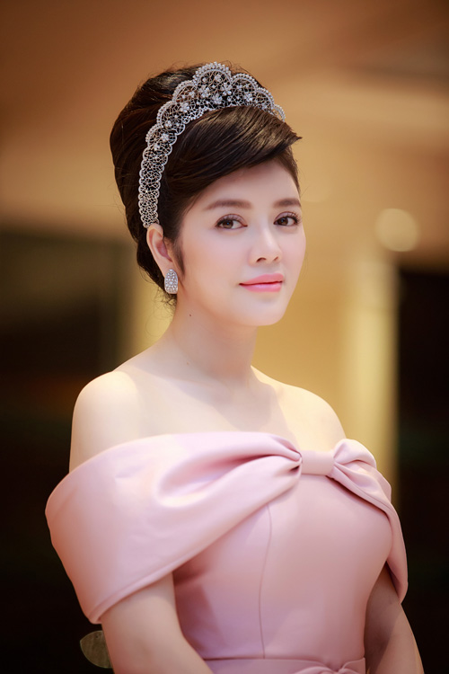 Lý Nhã Kỳ lộng lẫy với vương miện kim cương độc nhất vô nhị - 5
