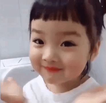 Được biết cô nhóc đáng yêu, sành điệu này đang hot nhất mạng xã hội - 3