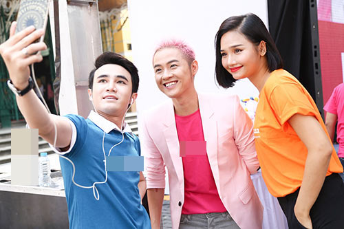 Miu Lê trẻ trung, nhắng nhít bên Thanh Duy Idol giữa phố Sài thành - 5