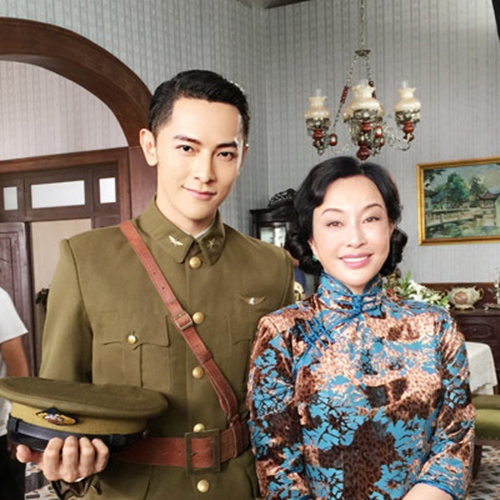 Ngỡ ngàng với quot;Võ Tắc Thiênquot; Lưu Hiểu Khánh khi tái xuất sân khấu kịch - 7