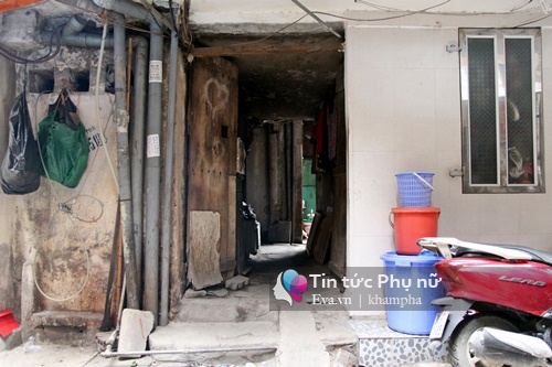Nhà 4m2, 5 người sinh sống giữa lòng Hà Nội - 2