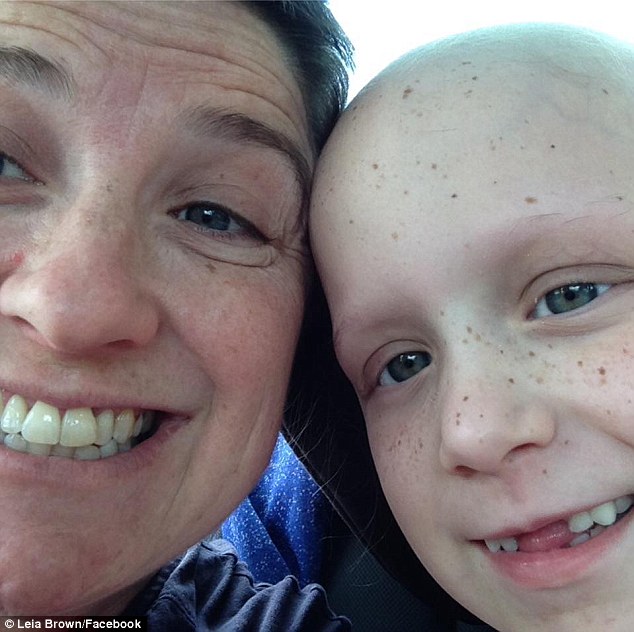 Sợi lông mi cuối cùng của bé gái mắc bệnh ung thư khiến nhiều người phải bật khóc - 4