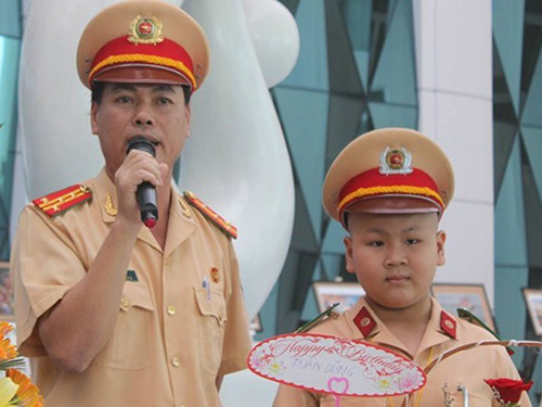 Cậu bé ung thư mơ làm CSGT đã qua đời - 1