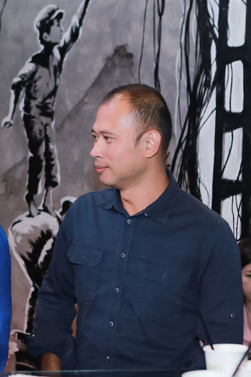 BTV Long Vũ, Tạ Bích Loan rạng rỡ quot;tái xuấtquot; bên Đức Hùng - 1