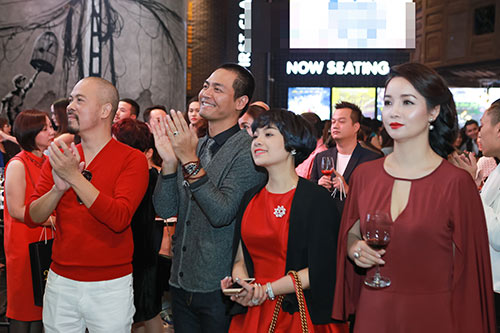 BTV Long Vũ, Tạ Bích Loan rạng rỡ quot;tái xuấtquot; bên Đức Hùng - 10