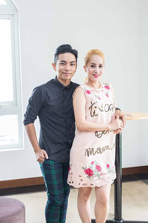 Khánh Thi - Phan Hiển trẻ trung đến chúc mừng quot;hoàng tử nhíquot; Ben Lee - 1