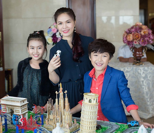 Khánh Thi - Phan Hiển trẻ trung đến chúc mừng quot;hoàng tử nhíquot; Ben Lee - 7