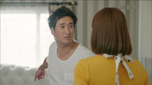 Chiêu độc của vợ khi phát hiện 8 chỉ vàng chồng giấu trong bồn cầu - 2