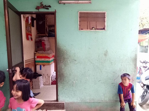 Nghẹn lòng cảnh con bị máu trắng, cha ung thư bao tử giai đoạn cuối - 2