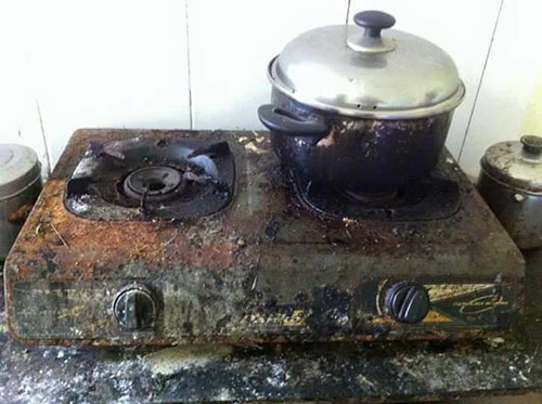 Đây chính là chiếc bếp gas thanh lý giá 200 nghìn “hot” nhất mạng xã hội hiện nay - 1