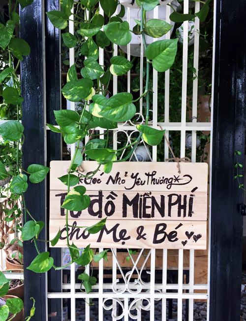 Chuyện ấm áp về bà mẹ Sài Gòn làm tủ đồ miễn phí dành cho mẹ và bé sơ sinh - 1