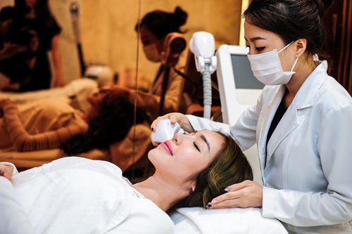 Eri International ưu đãi #039;Mua 1 tặng 1#039; trong ngày 11/11 - 3