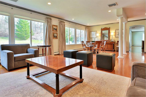 Khối bất động sản khổng lồ của vợ chồng Hilary Clinton - 4