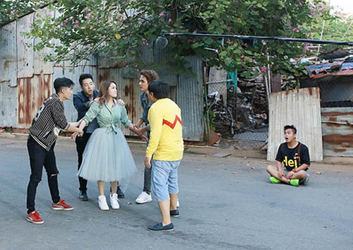 Gần 1 năm sau khi về nước, Thủy Top quot;lột xácquot; thành gái ngoan - 2