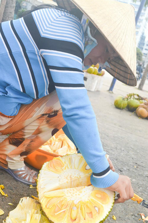 Nơi những phụ nữ lấy quot;thuyền làm nhàquot; giữa lòng Sài Gòn - 3