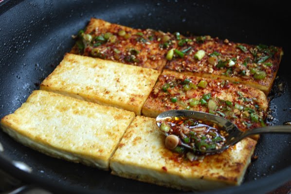 Đậu phụ om cay đơn giản, trôi cơm - 2