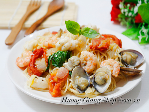 Mỳ Ý xào hải sản thơm ngon ai ăn cũng thích - 7