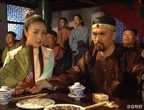 Những hạt sạn amp;#34;xuyên khôngamp;#34; khó đỡ của phim truyền hình Hoa ngữ - 15