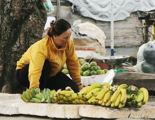 Nơi những phụ nữ lấy quot;thuyền làm nhàquot; giữa lòng Sài Gòn - 2