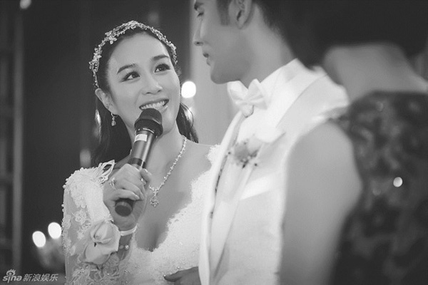 Người mẹ gốc Việt của Chung Lệ Đề lộ diện trong đám cưới lần 3 của con gái - 5