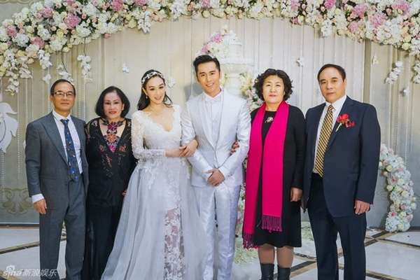 Người mẹ gốc Việt của Chung Lệ Đề lộ diện trong đám cưới lần 3 của con gái - 8