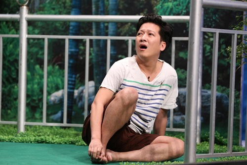 Ơn giời tập 2: Việt Trinh dùng gậy gỗ phang vào đầu Trường Giang - 4