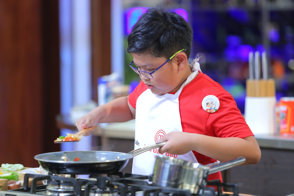 Thêm một lần BGK Vua đầu bếp nhí không loại ai - 14