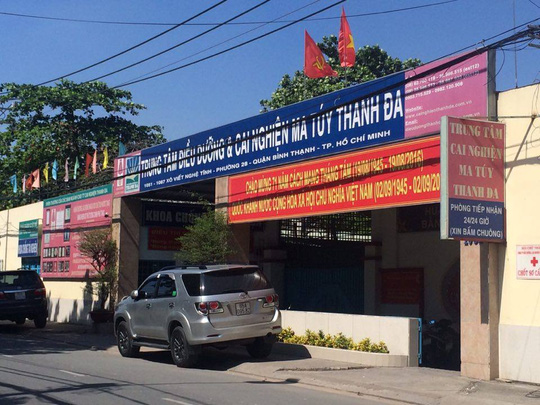 Trốn trại bị phát hiện, 2 học viên xông vào cứa cổ bảo vệ - 1
