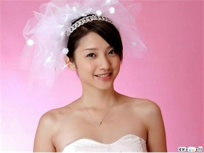 9 năm sau ngày mất, Hứa Vỹ Luân quot;Cơn lốc tình yêuquot; vẫn khiến bạn bè thổn thức nhớ - 1