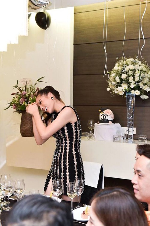 Bạn trai thiếu gia đến chúc mừng sinh nhật Kỳ Duyên mặc tin đồn chia tay - 8