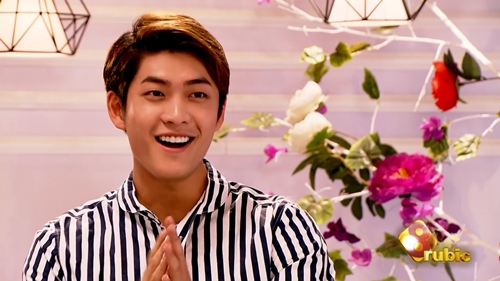 Bị chỉ trích về cảnh lấy lưng phụ nữ làm bàn rượu, Mạnh Trường nói gì? - 5