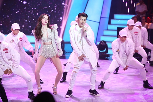 TV Show: Hoài Linh - Trấn Thành phải thay kịch bản; Mỹ Linh thấy mình quot;xấuquot; trên sân khấu - 2