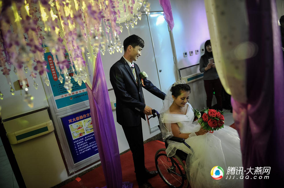 Đám cưới cô gái từng 20 lần gãy xương và người chồng vượt lên tất cả để yêu - 5