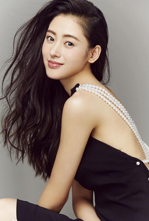 “Thái tử phi” Trương Thiên Ái: Mỹ nhân thủ đoạn mới của làng phim Trung? - 4