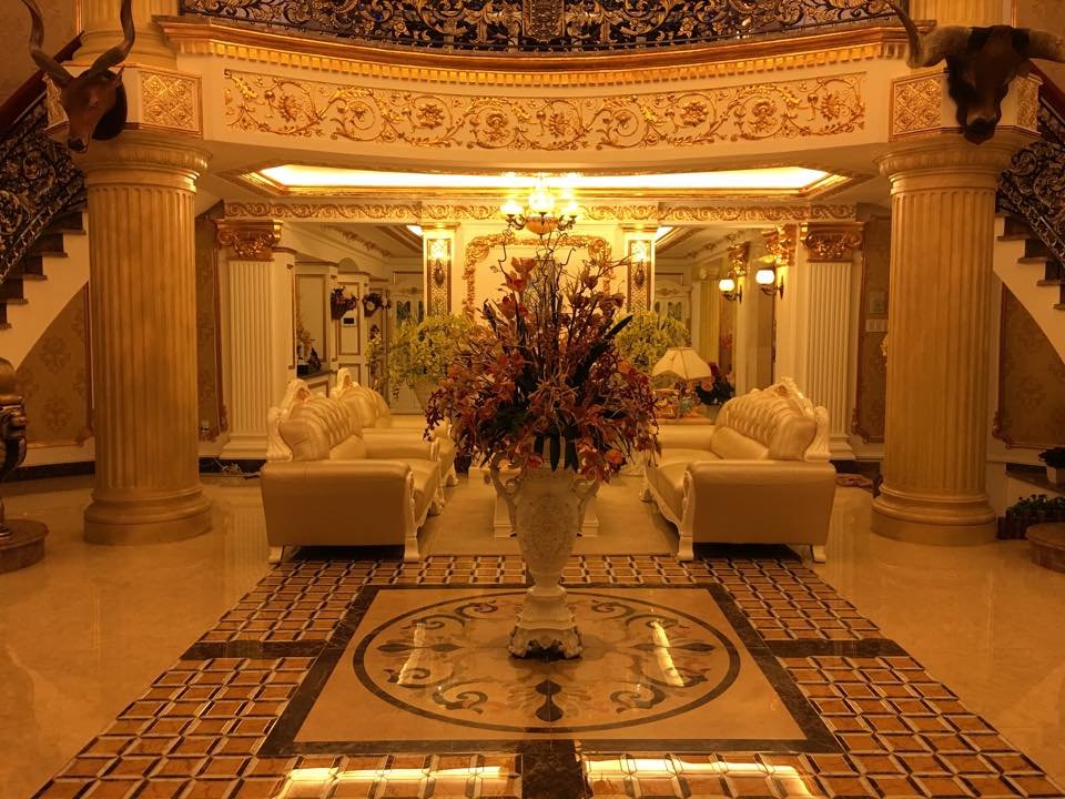 Sao Việt thuê đầu bếp, thuê nhạc công tổ chức tiệc tại biệt thự khủng - 4