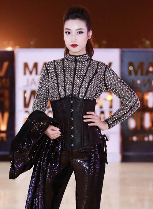 Sau đăng quang, loạt hoa hậu Việt nâng hạng nhan sắc, sang trang cuộc đời - 14