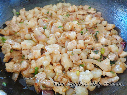 Thưởng thức bánh ram ít, hương vị tuyệt ngon xứ Huế - 3