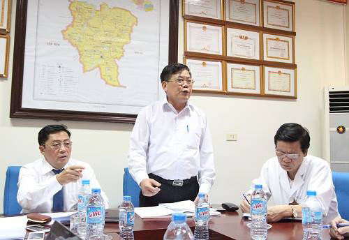 Sản phụ bị cắt tử cung, thai nhi tử vong: Vẫn đang làm rõ trách nhiệm kíp trực - 1