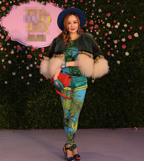 Sao Việt và những màn quot;tra tấnquot; thị giác với thời trang lông - 12