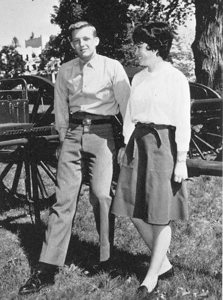 Từ cậu bé Trump hung hăng đến ngôi sao học viện quân sự - 4