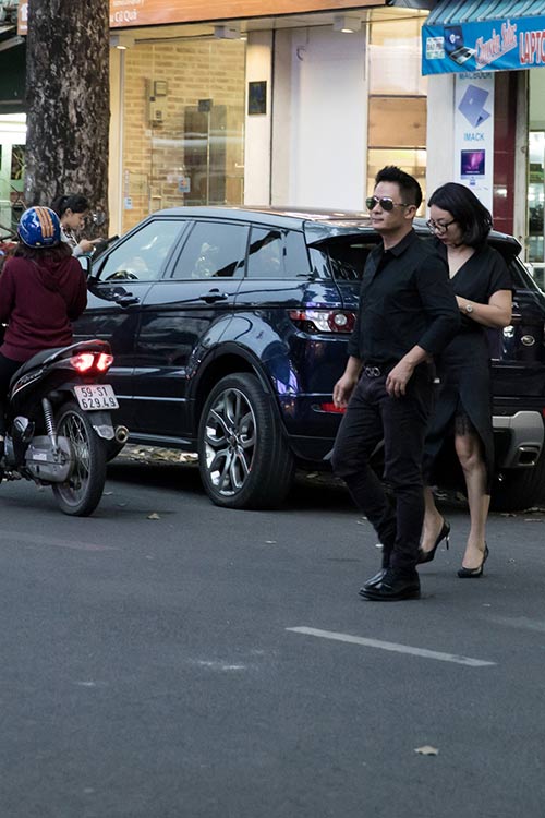 Vắng người yêu, Bằng Kiều lặng lẽ lang thang trên phố Sài thành - 3