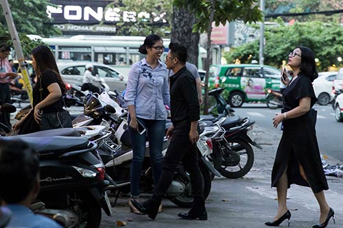 Vắng người yêu, Bằng Kiều lặng lẽ lang thang trên phố Sài thành - 5