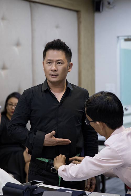 Vắng người yêu, Bằng Kiều lặng lẽ lang thang trên phố Sài thành - 9