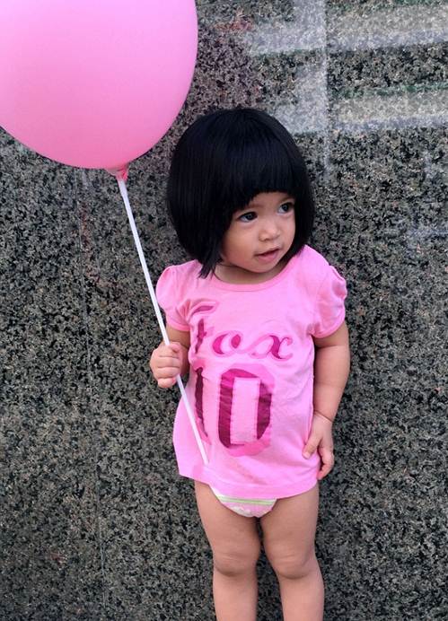 Đây là bé gái có mái tóc quot;hotquot; nhất được hội mê con nít săn lùng - 7