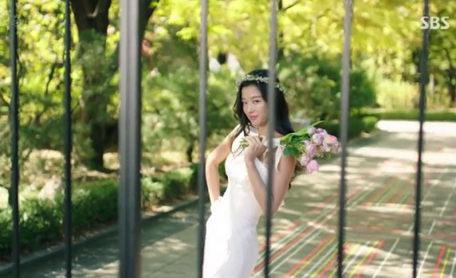 Huyền thoại biển xanh tập 1: Jeon Ji Hyun bị Lee Min Ho tống vào trại giam - 6