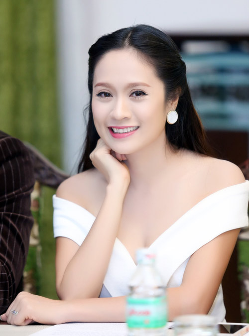 Những mỹ nhân showbiz Việt xuống sắc trông thấy khi mang bầu, sinh con - 19