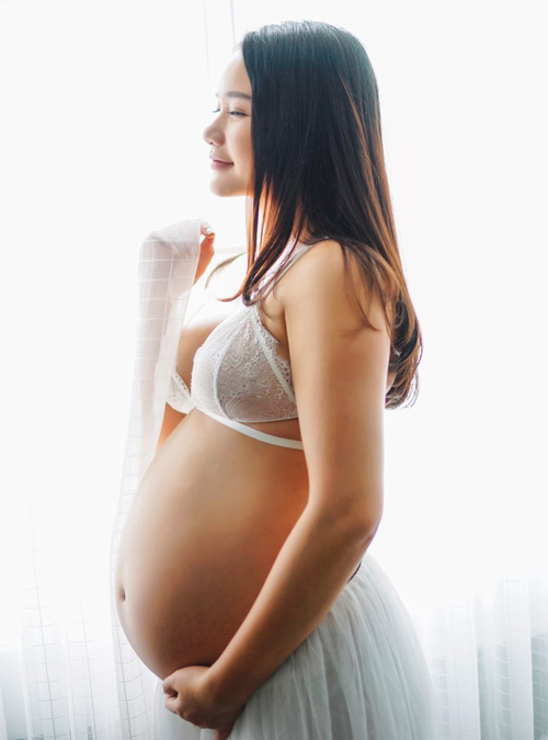 Những mỹ nhân showbiz Việt xuống sắc trông thấy khi mang bầu, sinh con - 3